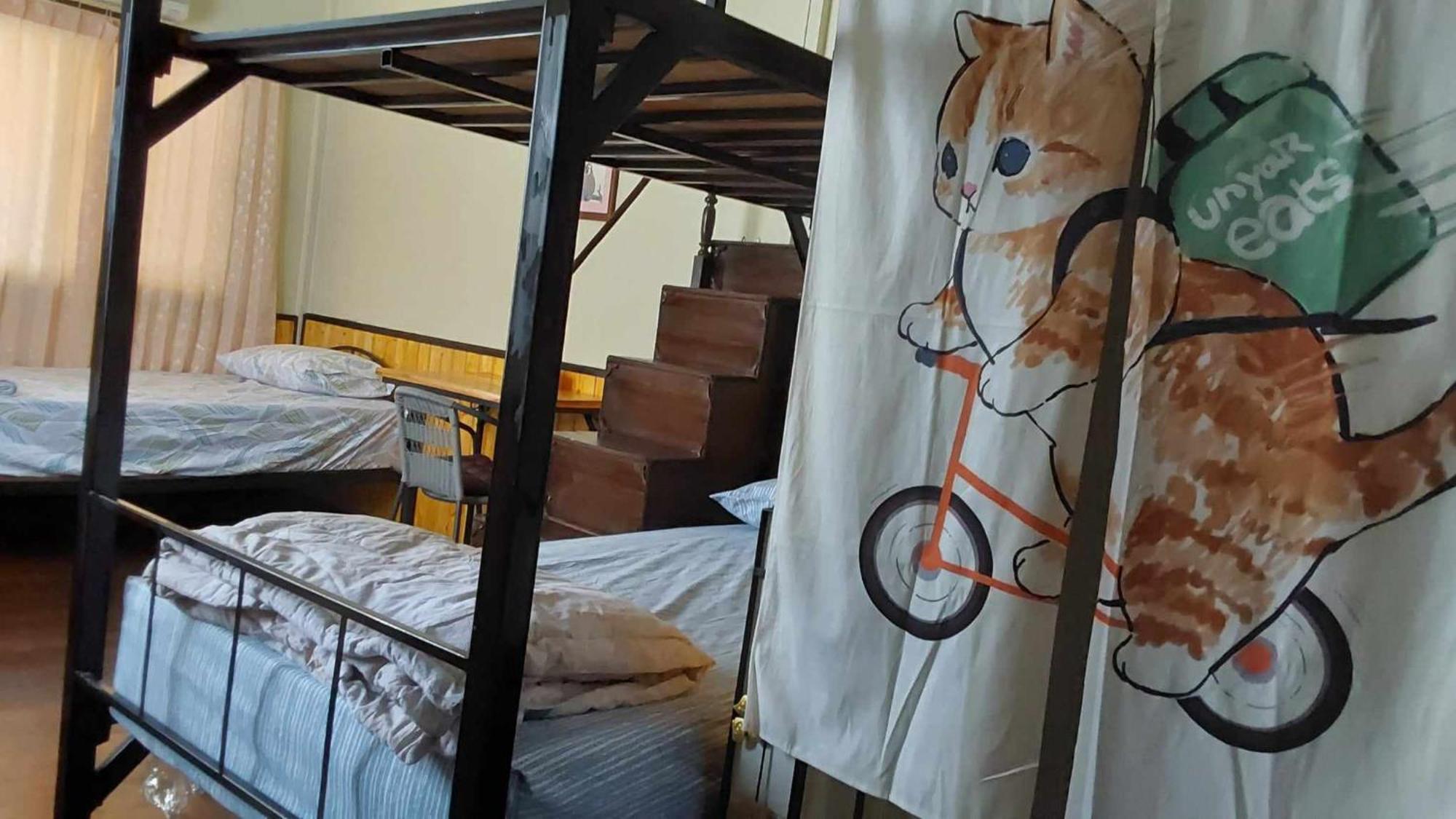 فندق V House فرا ناخون سي أيوتثايا المظهر الخارجي الصورة